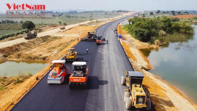 Vừa xin làm sân bay quốc tế, Xuân Trường tiếp tục xin mở rộng cao tốc Bắc - Nam
