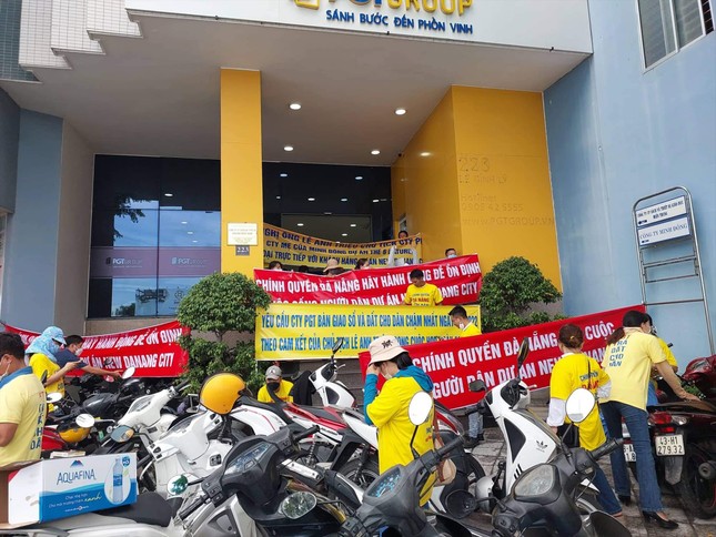 Khách hàng tại dự án New Danang City liên tục đến trụ sở công ty đòi quyền lợi