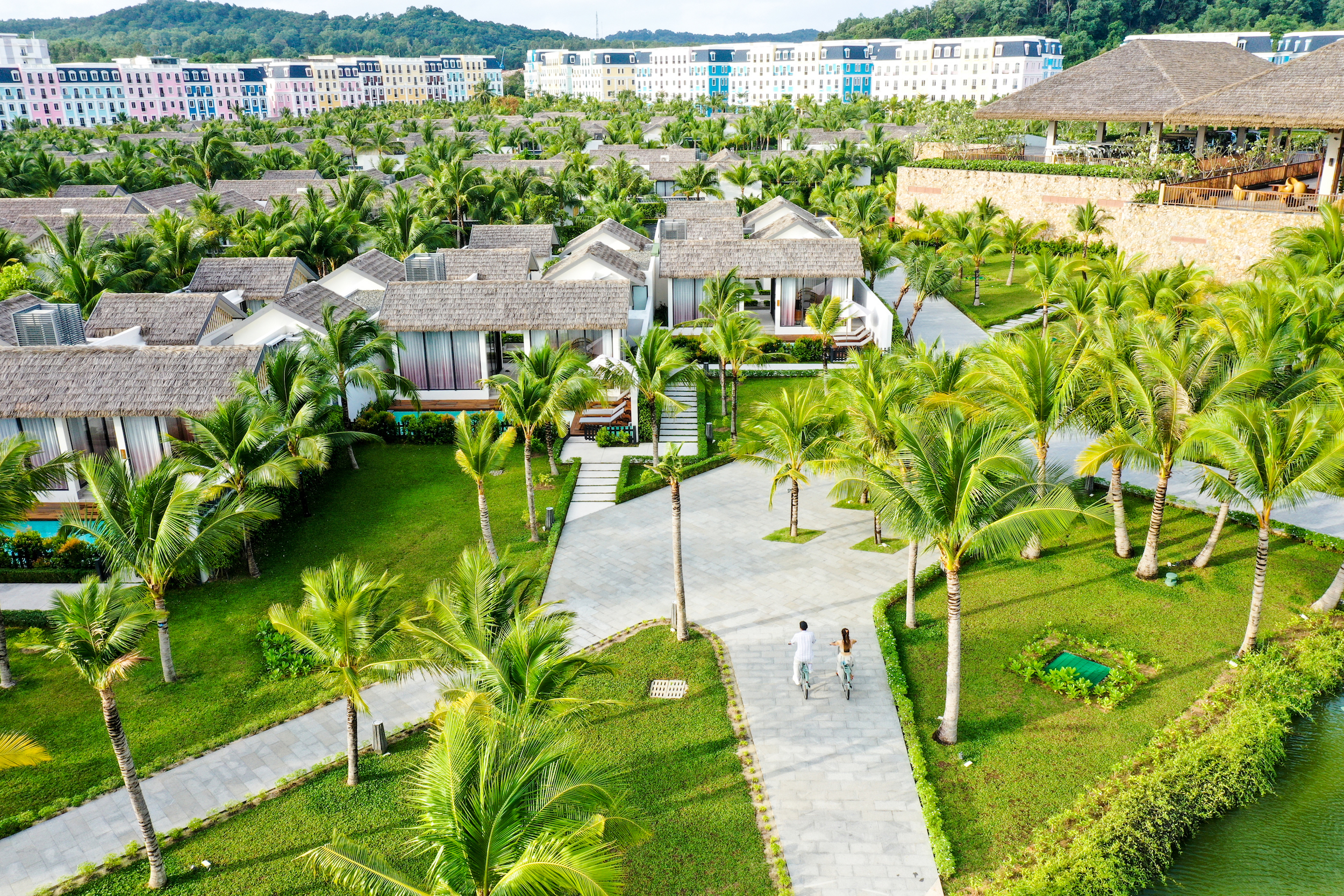 Sun Hospitality Group tiếp tục có 6 khách sạn, resort thắng giải sang trọng khu vực và thế giới