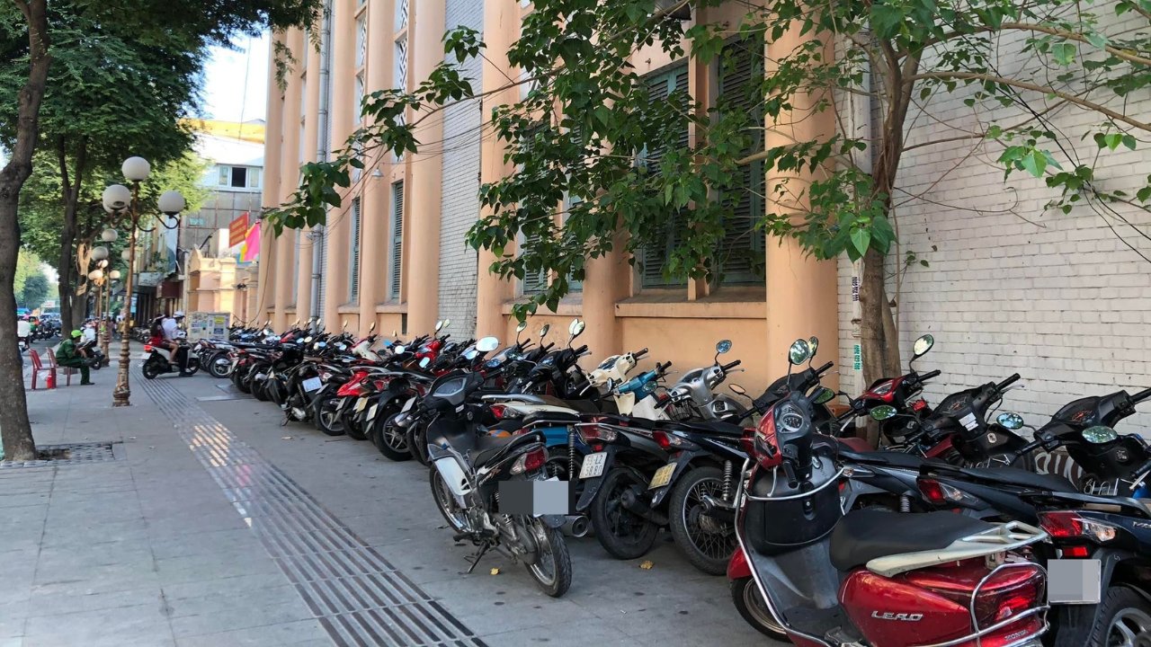 TP.HCM: Bến xe, bãi xe thiếu hụt, đâu là giải pháp khắc phục? - Ảnh 2 TP.HCM: Bến xe, bãi xe thiếu hụt, đâu là giải pháp khắc phục? - Ảnh 2