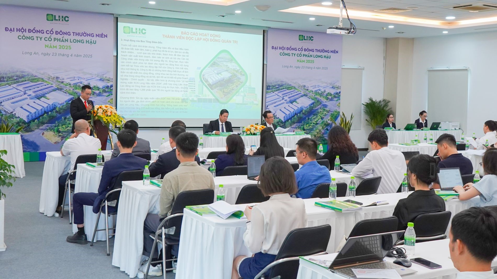 CTCP Long Hậu tổ chức thành công Đại hội đồng Cổ đông thường niên năm 2025 CTCP Long Hậu tổ chức thành công Đại hội đồng Cổ đông thường niên năm 2025