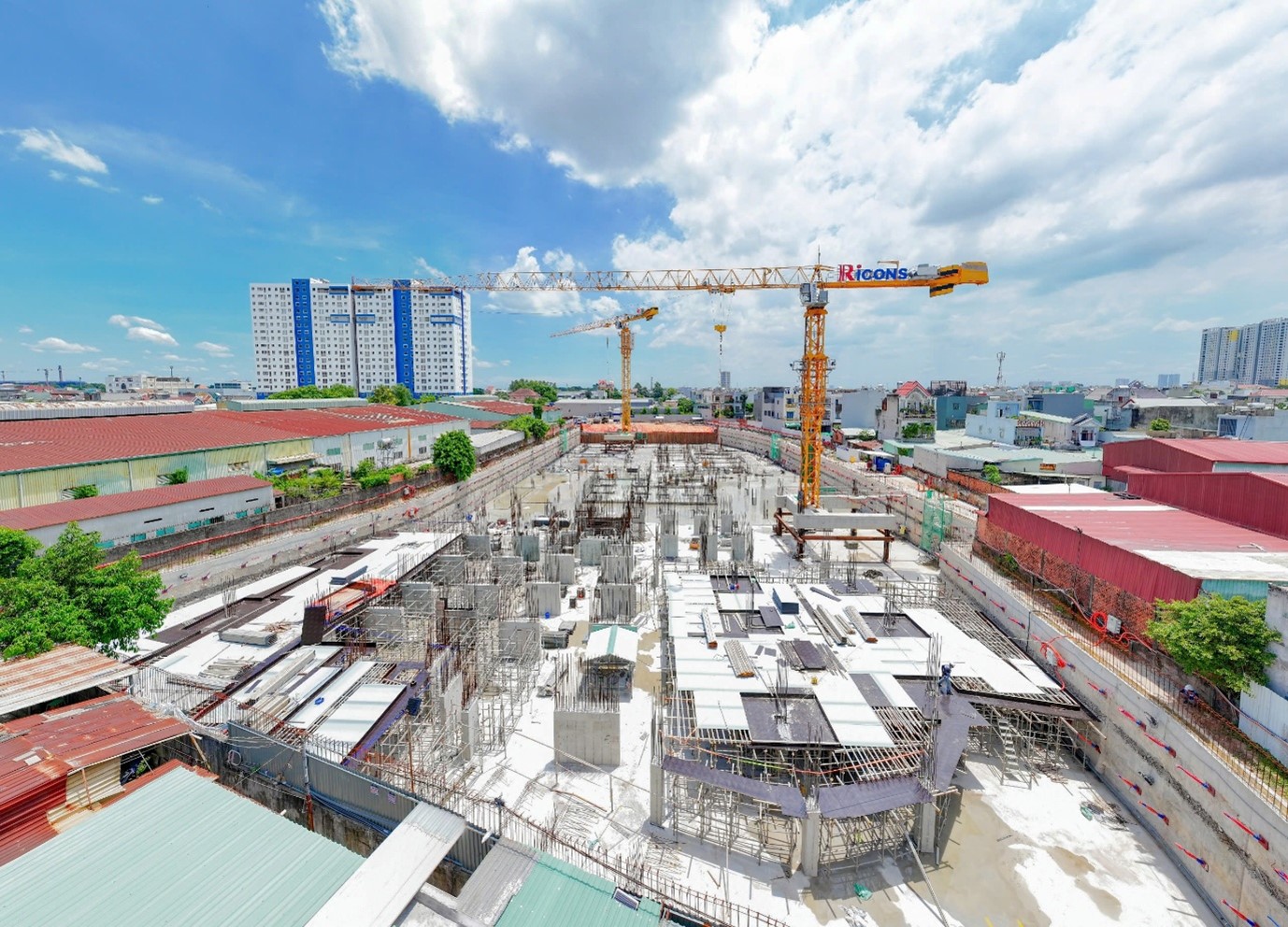 Tiến độ thần tốc cùng chất lượng xây dựng đến từ Ricons – nhà thầu số 3 Việt Nam là bảo chứng niềm tin cho người mua. Với Liên doanh Nhật, đây không chỉ là một công trình nhà ở mà là bảo chứng trường tồn với thời gian. Tiến độ thần tốc cùng chất lượng xây dựng đến từ Ricons – nhà thầu số 3 Việt Nam là bảo chứng niềm tin cho người mua. Với Liên doanh Nhật, đây không chỉ là một công trình nhà ở mà là bảo chứng trường tồn với thời gian.