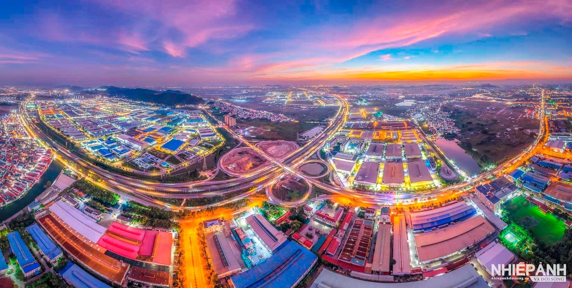 Với nhiều KCN, CCN lớn, Bắc Giang đang là nơi thu hút mạnh mẽ nguồn vốn FDI, giữ top đầu cả nước Với nhiều KCN, CCN lớn, Bắc Giang đang là nơi thu hút mạnh mẽ nguồn vốn FDI, giữ top đầu cả nước 