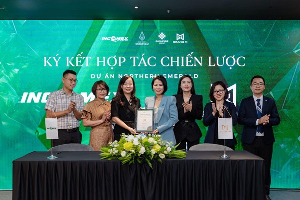 Chủ đầu tư Incomex trao chứng nhận Tổng đại lý dự án Northern Emerald Chủ đầu tư Incomex trao chứng nhận Tổng đại lý dự án Northern Emerald 