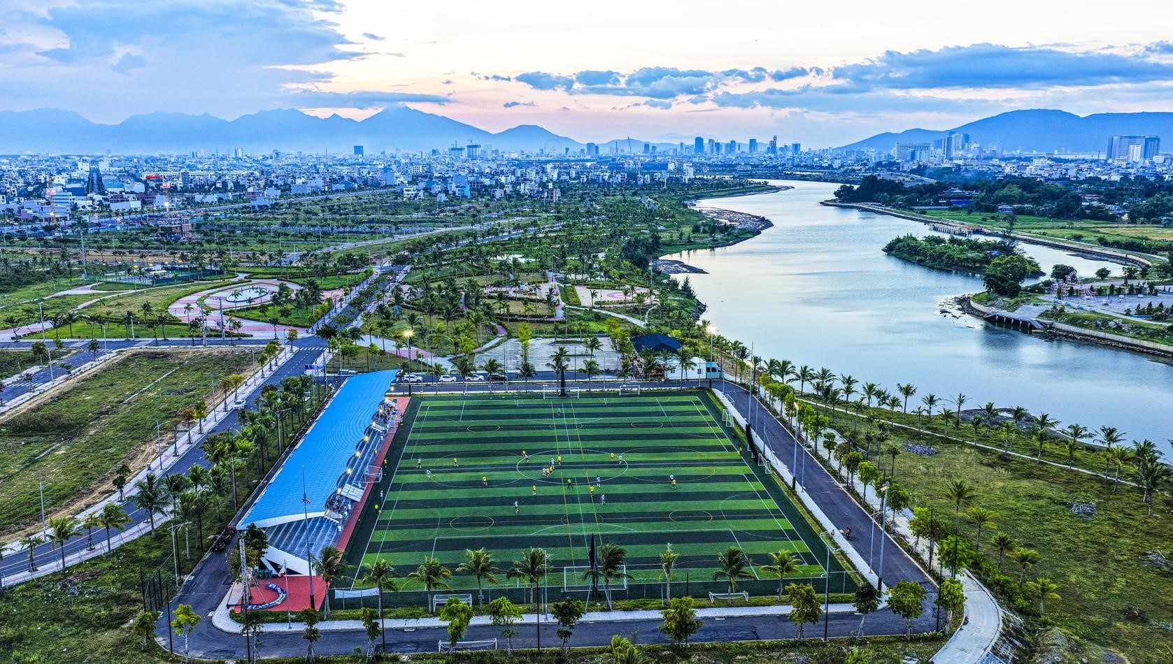 Đại công viên ven sông và loạt tiện ích đẩy giá trị đất nền Nam Hòa Xuân - Ảnh 4 Đại công viên ven sông và loạt tiện ích đẩy giá trị đất nền Nam Hòa Xuân - Ảnh 4