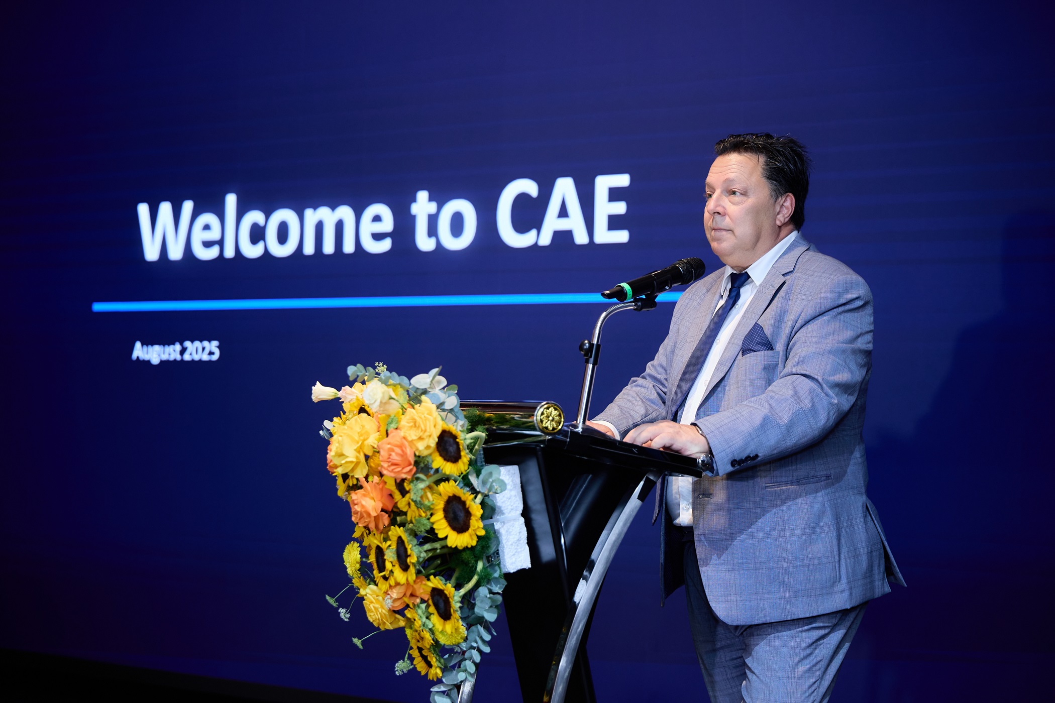 Ông Al Contrino cam kết CAE sẽ đồng hành cùng Sun Group xây dựng một nguồn nhân lực bền vững cho ngành hàng không Ông Al Contrino cam kết CAE sẽ đồng hành cùng Sun Group xây dựng một nguồn nhân lực bền vững cho ngành hàng không 