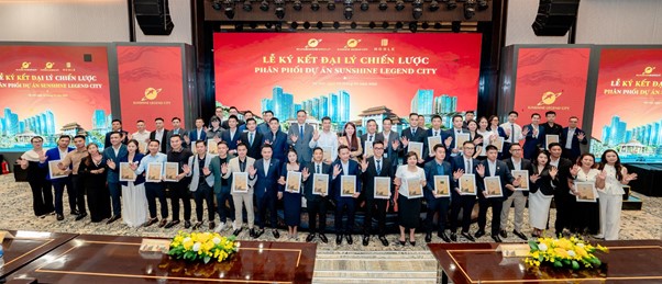 Noble Group bắt tay nhiều đơn vị phân phối uy tín, sẵn sàng đưa Sunshine Legend City tiếp cận hàng vạn khách hàng trên toàn quốc Noble Group "bắt tay" nhiều đơn vị phân phối uy tín, sẵn sàng đưa Sunshine Legend City tiếp cận hàng vạn khách hàng trên toàn quốc 