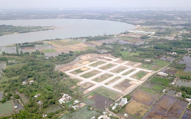 Bị ngân hàng huỷ bảo lãnh, chủ đầu tư dự án King Bay đổ lỗi do khách hàng tố cáo Bị ngân hàng huỷ bảo lãnh, chủ đầu tư dự án King Bay đổ lỗi do khách hàng tố cáo 