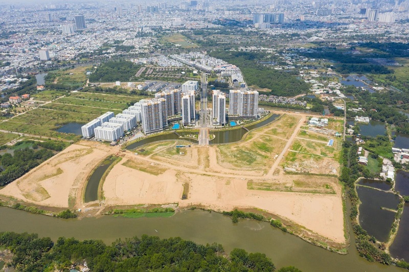 Giá đất nhiều khu vực ngoại thành TP Hồ Chí Minh hầu như không giảm sau cơn sốt đất. Giá đất nhiều khu vực ngoại thành TP Hồ Chí Minh hầu như không giảm sau cơn sốt đất. 