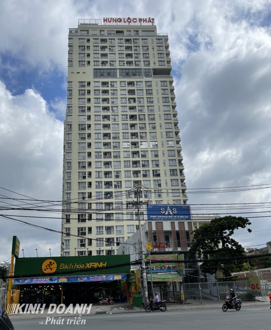 Chung cư The Golden Star quận 7 thành phố Hồ Chí Minh bị khách hàng tố có nhiều sai phạm. Chung cư The Golden Star quận 7 thành phố Hồ Chí Minh bị khách hàng tố có nhiều sai phạm. 
