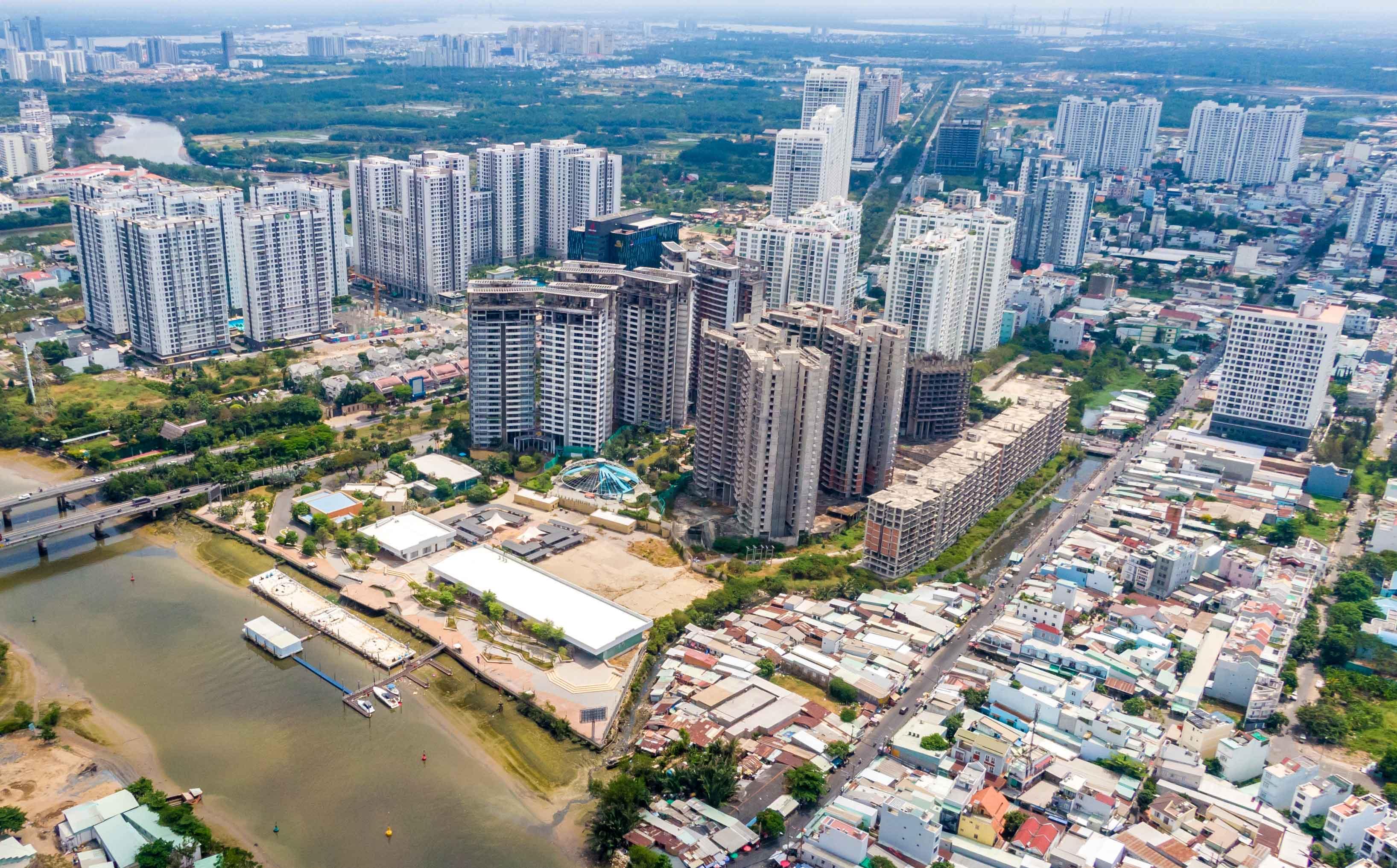 Chuyên gia nhận định thế nào về diễn biến thị trường bất động sản cuối năm 2022?