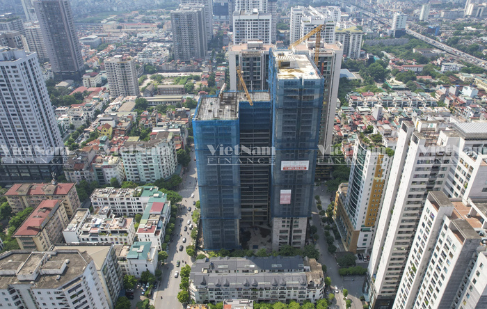 DLC Complex chậm tiến độ: Khách hàng 'đuối sức' vì vừa thuê nhà, vừa trả lãi ngân hàng - Ảnh 2 DLC Complex chậm tiến độ: Khách hàng 'đuối sức' vì vừa thuê nhà, vừa trả lãi ngân hàng - Ảnh 2