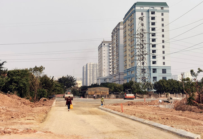 Đường rộng 40m hướng đến KĐT Xuân Phương vẫn dang dở sau nhiều năm xây dựng - Ảnh 5 Đường rộng 40m hướng đến KĐT Xuân Phương vẫn dang dở sau nhiều năm xây dựng - Ảnh 5