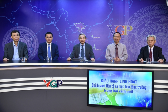 Quang cảnh buổi tọa đàm Quang cảnh buổi tọa đàm
