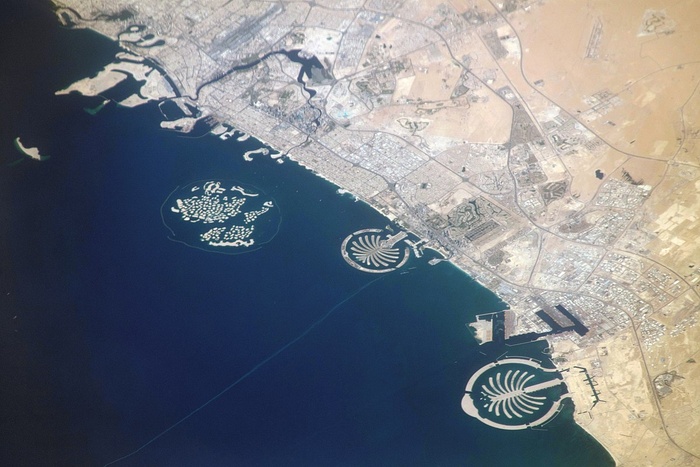 Palm Jumeirah, Marina Bay Sands...: Những vùng đất lấn biển nổi tiếng nhất thế giới - Ảnh 1 Palm Jumeirah, Marina Bay Sands...: Những vùng đất lấn biển nổi tiếng nhất thế giới - Ảnh 1