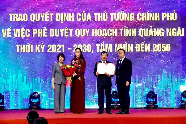 2 trung tâm, 3 đô thị, 4 hành lang... trong chiến lược mới của Quảng Ngãi - Ảnh 1 2 trung tâm, 3 đô thị, 4 hành lang... trong chiến lược mới của Quảng Ngãi - Ảnh 1