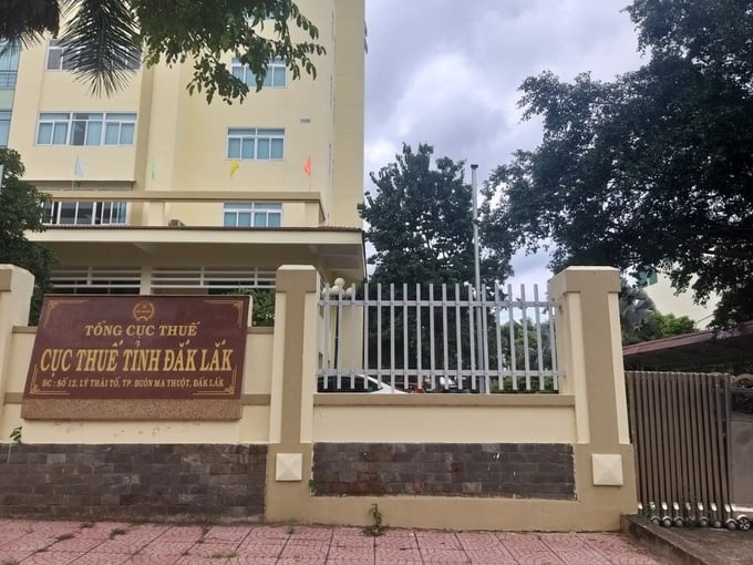 Công ty Cổ phần tư vấn xây dựng Bắc Nam bị cưỡng chế do nợ hơn 1,2 tỷ đồng tiền thuế. Công ty Cổ phần tư vấn xây dựng Bắc Nam bị cưỡng chế do nợ hơn 1,2 tỷ đồng tiền thuế.