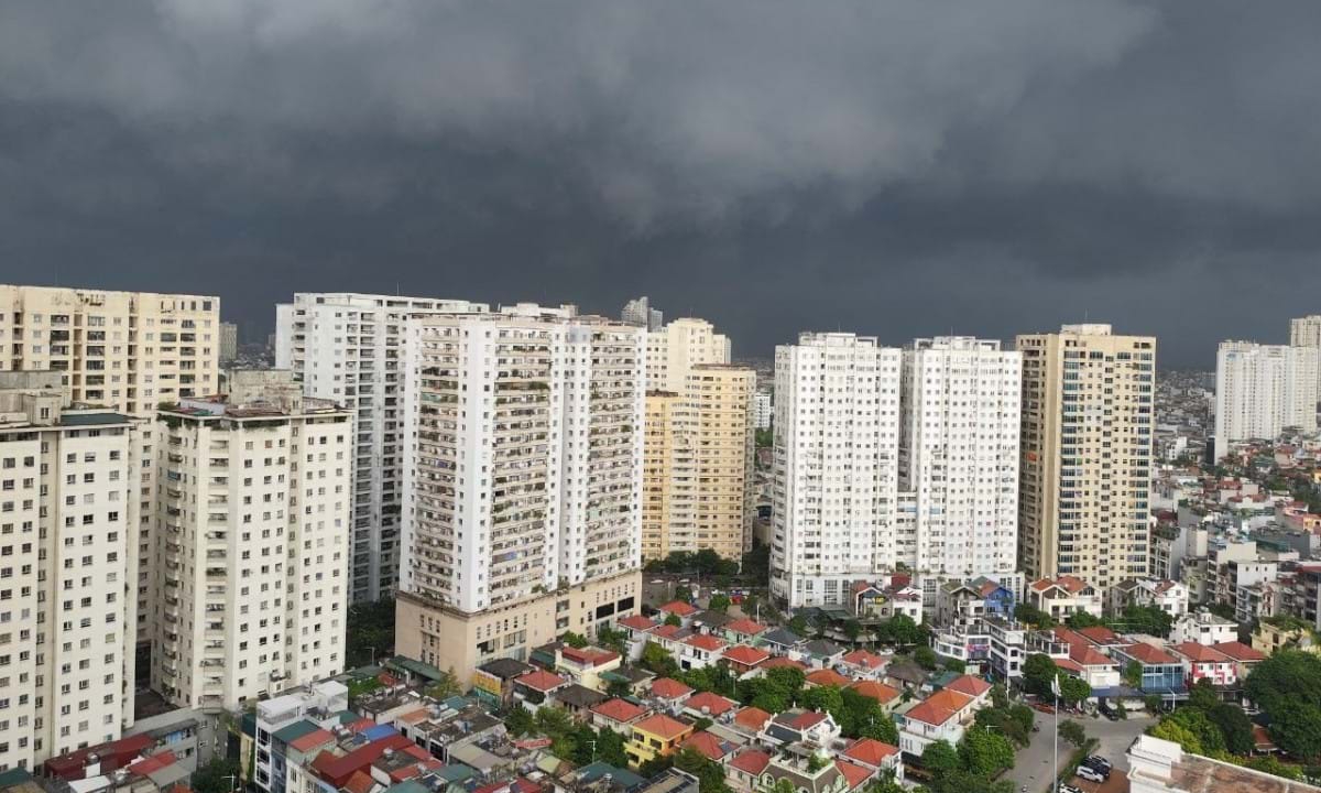 Cao ốc tan hoang vì bão Yagi: 'Áp đúng tiêu chuẩn, đảm bảo không có vấn đề gì' - Ảnh 1 Cao ốc tan hoang vì bão Yagi: 'Áp đúng tiêu chuẩn, đảm bảo không có vấn đề gì' - Ảnh 1