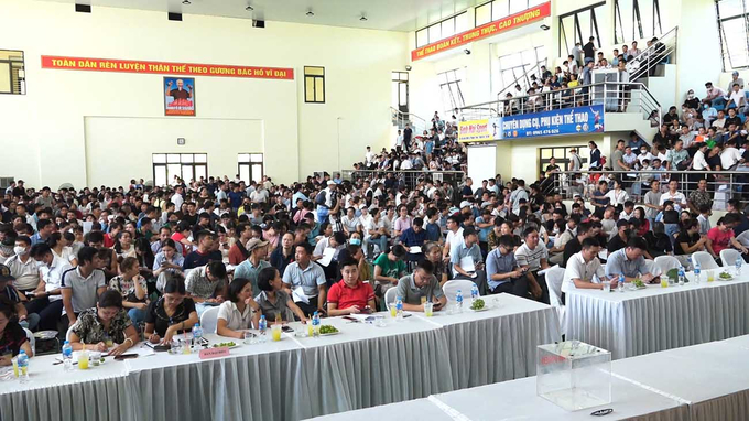 80% đã bỏ cọc sau đấu giá đất tại Thanh Oai (Hà Nội). 80% đã bỏ cọc sau đấu giá đất tại Thanh Oai (Hà Nội).