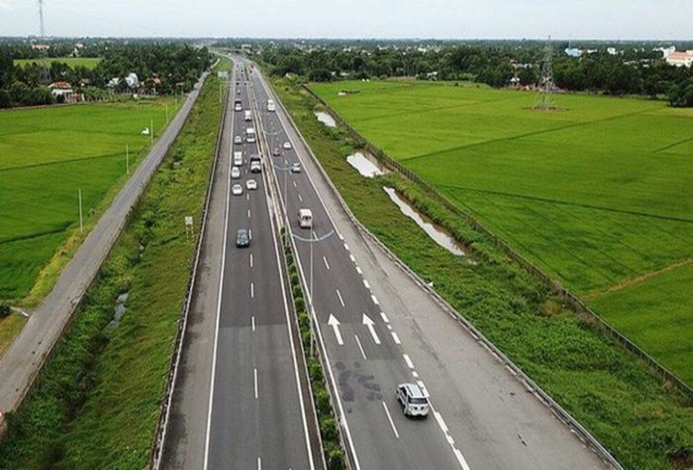 Dự án cao tốc Bến Lức - Long Thành sẽ được Ngân hàng Phát triển Việt Nam tài trợ 2.000 tỷ đồng (ảnh minh họa) Dự án cao tốc Bến Lức - Long Thành sẽ được Ngân hàng Phát triển Việt Nam tài trợ 2.000 tỷ đồng (ảnh minh họa)
