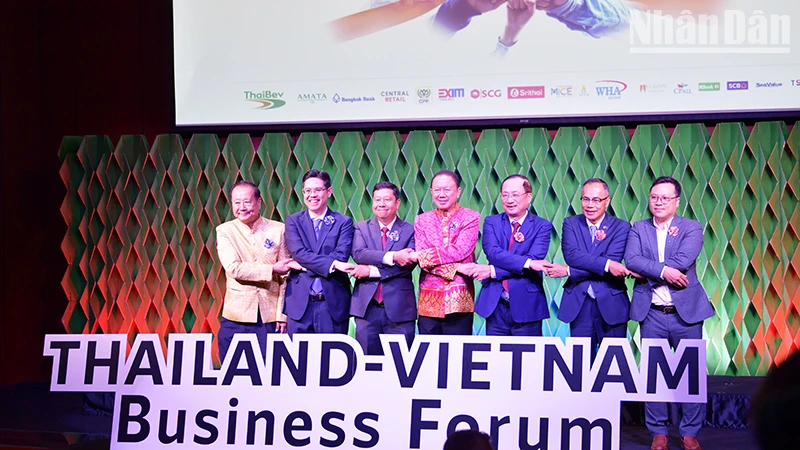Những 'ông lớn' Thái Lan với khoản đầu tư tỷ USD vào Việt Nam - Ảnh 1 Những 'ông lớn' Thái Lan với khoản đầu tư tỷ USD vào Việt Nam - Ảnh 1