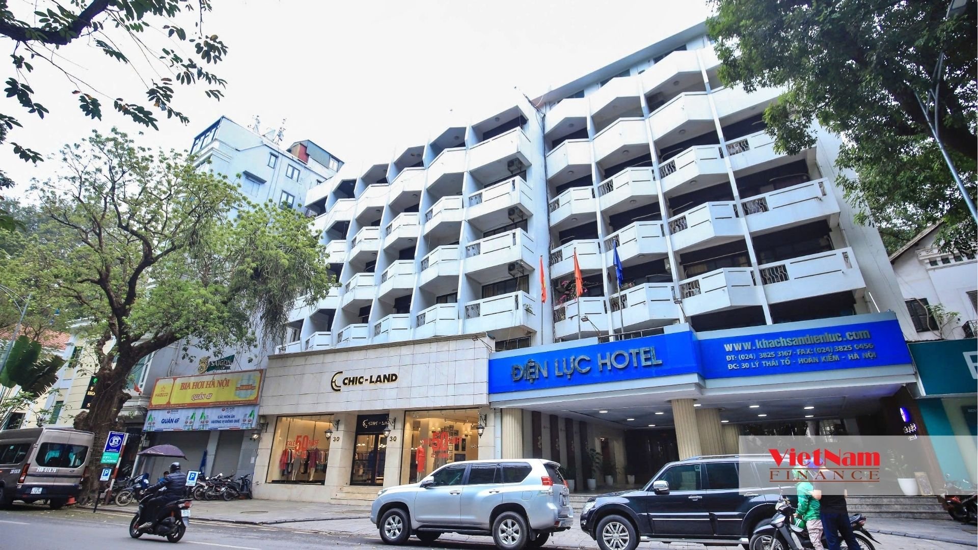 Cận cảnh các trụ sở bị 'phá dỡ' để mở rộng không gian Hồ Hoàn Kiếm - Ảnh 1 Cận cảnh các trụ sở bị 'phá dỡ' để mở rộng không gian Hồ Hoàn Kiếm - Ảnh 1