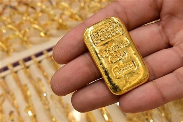 Giá vàng nhẫn trong nước lập kỷ lục lịch sử, lên 100 triệu đồng/lượng. Giá vàng nhẫn trong nước lập kỷ lục lịch sử, lên 100 triệu đồng/lượng.