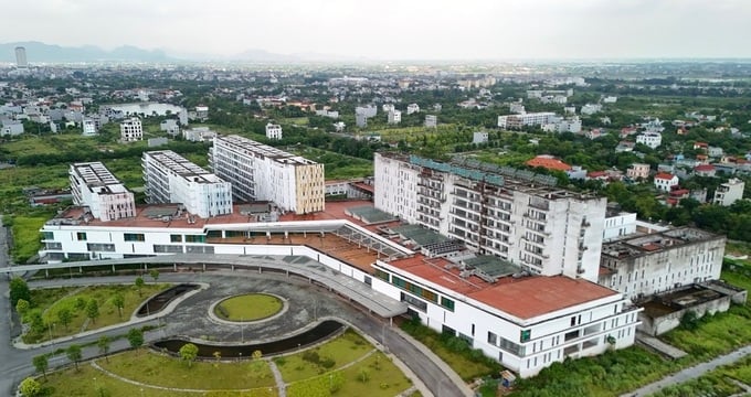 5 doanh nghiệp thực hiện dự án Bệnh viện Bạch Mai và dự án Bệnh viện Việt Đức cơ sở 2 bị nghi ngờ trong việc pháp luật về thuế thu nhập doanh nghiệp năm 2015, năm 2016. 5 doanh nghiệp thực hiện dự án Bệnh viện Bạch Mai và dự án Bệnh viện Việt Đức cơ sở 2 bị "nghi ngờ" trong việc pháp luật về thuế thu nhập doanh nghiệp năm 2015, năm 2016. 
