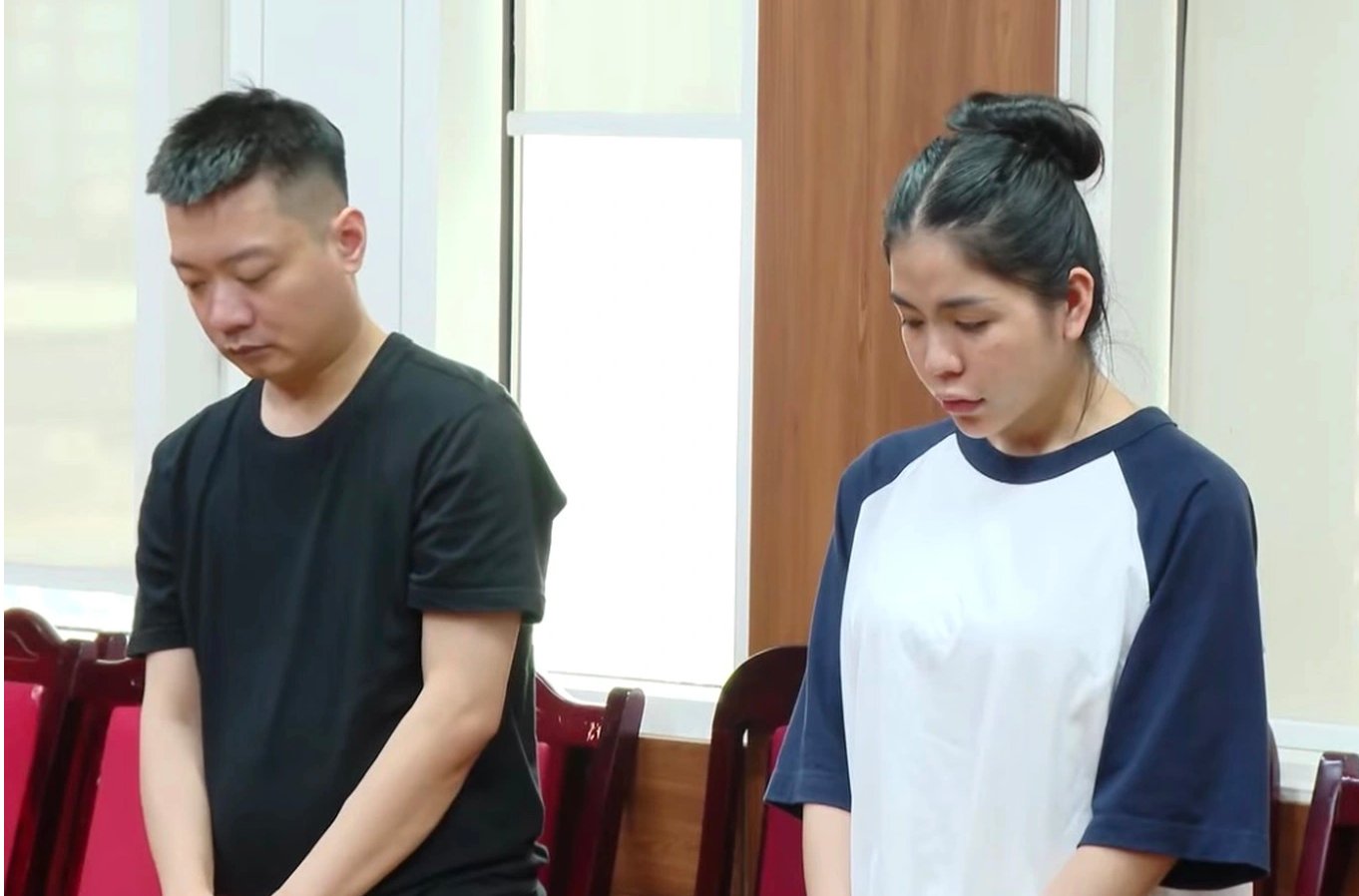 Lê Thành Công áo đen. Lê Thành Công áo đen. 