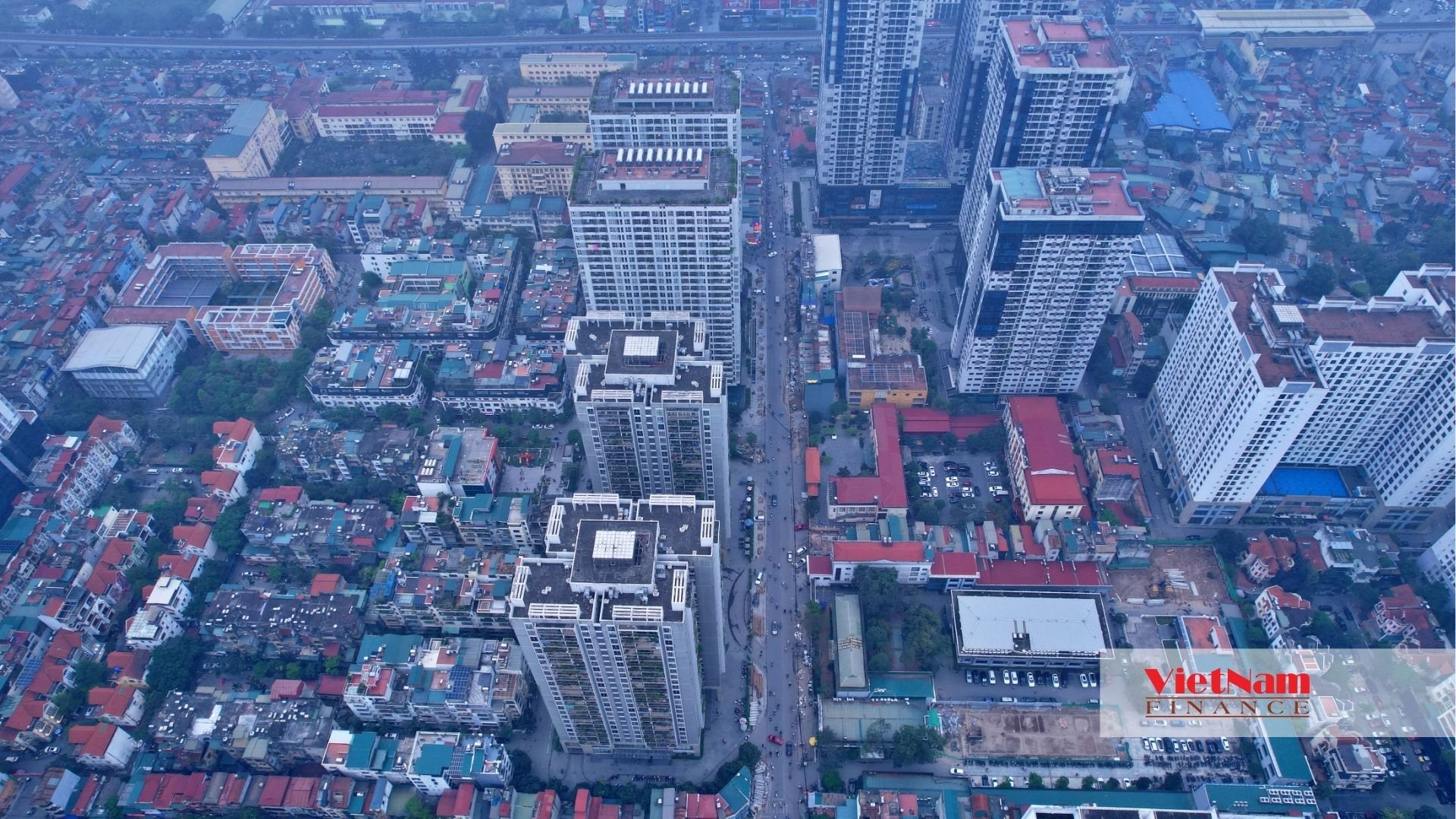 Hà Nội: Đường chưa xong, nhà siêu mỏng siêu méo đã mọc lên - Ảnh 6 Hà Nội: Đường chưa xong, nhà siêu mỏng siêu méo đã mọc lên - Ảnh 6