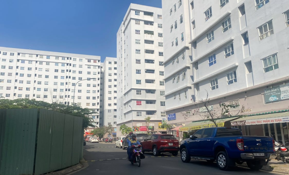TP.HCM: Năm 2025, xây dựng hơn 30.000 căn nhà ở xã hội - Ảnh 1 TP.HCM: Năm 2025, xây dựng hơn 30.000 căn nhà ở xã hội - Ảnh 1