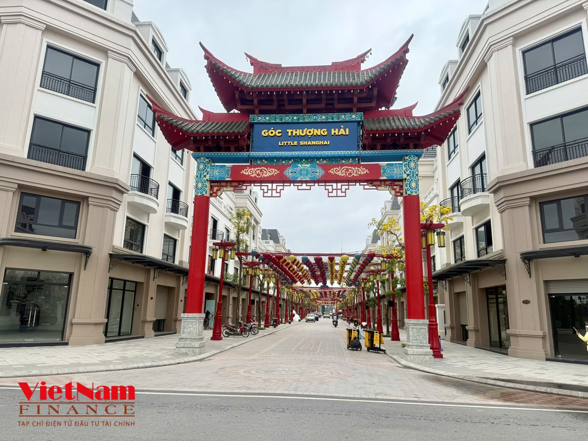 Khảo sát giá Vinhomes Golden Avenue tại cửa khẩu Bắc Luân II - Móng Cái - Ảnh 1 Khảo sát giá Vinhomes Golden Avenue tại cửa khẩu Bắc Luân II - Móng Cái - Ảnh 1