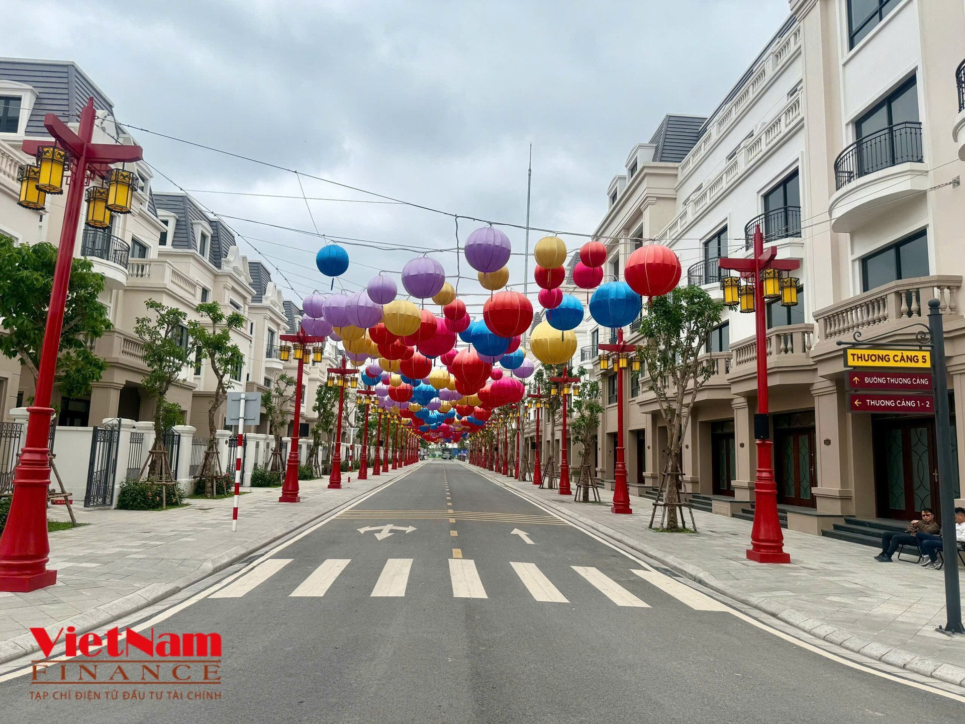 Khảo sát giá Vinhomes Golden Avenue tại cửa khẩu Bắc Luân II - Móng Cái - Ảnh 3 Khảo sát giá Vinhomes Golden Avenue tại cửa khẩu Bắc Luân II - Móng Cái - Ảnh 3
