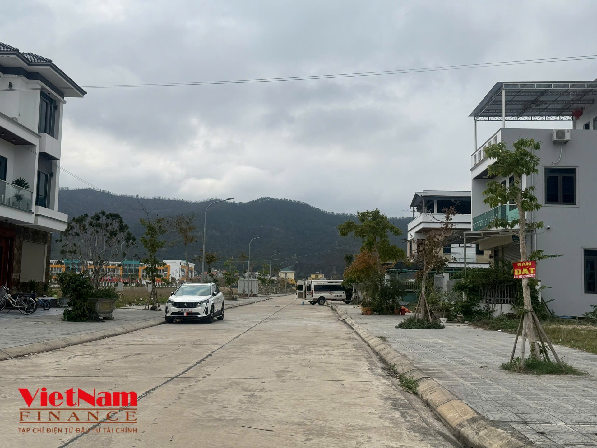 Bất động sản Vân Đồn trầm lắng trong cơn sốt ăn theo sáp nhập tỉnh thành - Ảnh 5 Bất động sản Vân Đồn trầm lắng trong cơn sốt ăn theo sáp nhập tỉnh thành - Ảnh 5