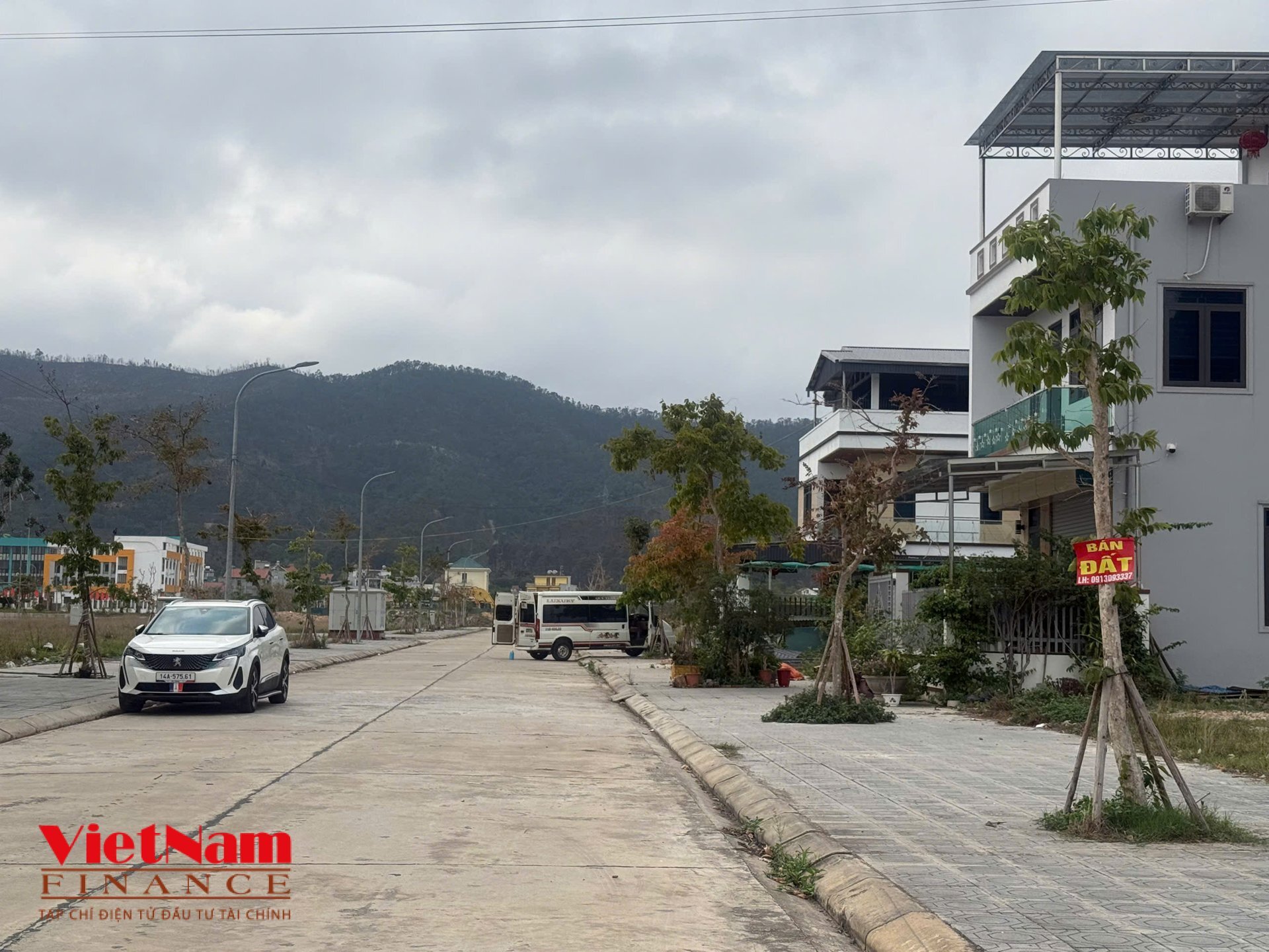 Bất động sản Vân Đồn trầm lắng trong cơn sốt ăn theo sáp nhập tỉnh thành - Ảnh 3 Bất động sản Vân Đồn trầm lắng trong cơn sốt ăn theo sáp nhập tỉnh thành - Ảnh 3