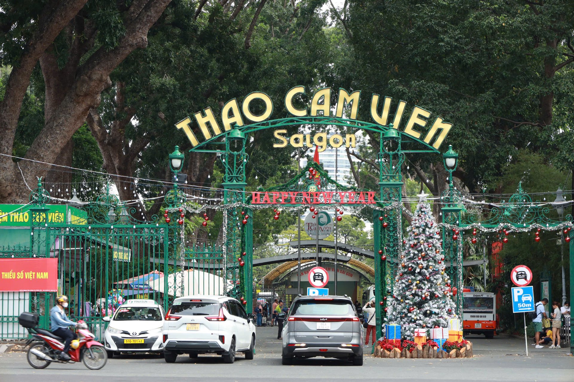 Thảo Cầm Viên: Doanh thu phục hồi mạnh, gỡ dần 'khúc mắc' trăm tỷ - Ảnh 1 Thảo Cầm Viên: Doanh thu phục hồi mạnh, gỡ dần 'khúc mắc' trăm tỷ - Ảnh 1