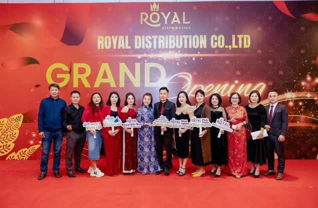 Ủy ban Cạnh tranh Quốc gia cho biết, đã tiếp nhận Hồ sơ thông báo chấm dứt hoạt động bán hàng đa cấp của Công ty TNHH Royal Distribution. Ủy ban Cạnh tranh Quốc gia cho biết, đã tiếp nhận Hồ sơ thông báo chấm dứt hoạt động bán hàng đa cấp của Công ty TNHH Royal Distribution.