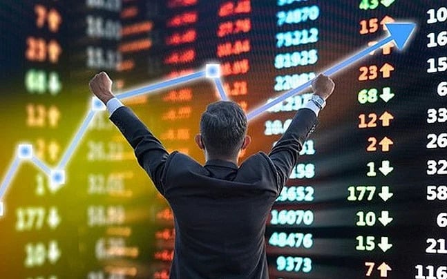 VN-Index tăng thêm hơn 10 điểm. (Ảnh minh họa) VN-Index tăng thêm hơn 10 điểm. (Ảnh minh họa)