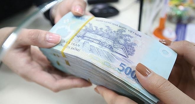 Nhiều ngân hàng chi cổ tức bằng tiền mặt. Nhiều ngân hàng chi cổ tức bằng tiền mặt.