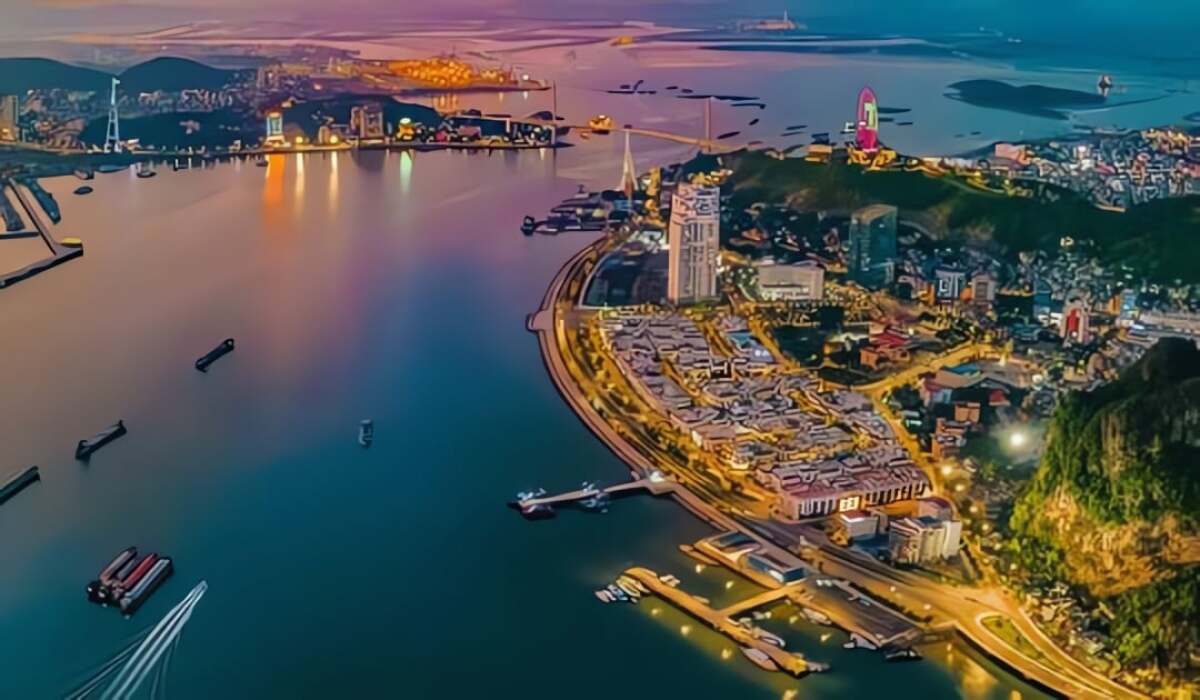 Quảng Ninh tính xây nhà hát gần 1 tỷ USD, gấp 2 lần nhà hát ở Hồ Tây - Hà Nội - Ảnh 1 Quảng Ninh tính xây nhà hát gần 1 tỷ USD, gấp 2 lần nhà hát ở Hồ Tây - Hà Nội - Ảnh 1