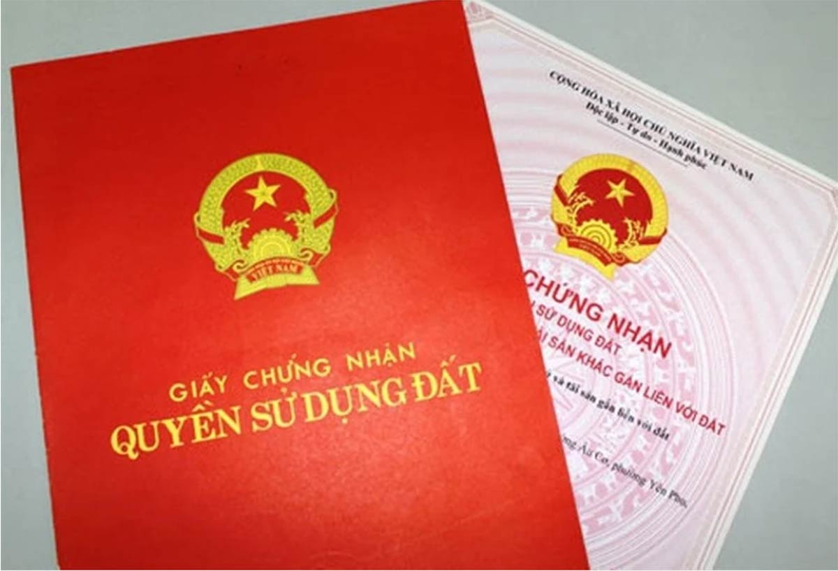 Làm sổ đỏ trước 1/1/2026, chủ đất được hưởng lợi lớn - Ảnh 1 Làm sổ đỏ trước 1/1/2026, chủ đất được hưởng lợi lớn - Ảnh 1