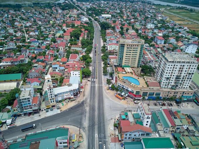 Diễn Châu - vùng đất ven biển giàu truyền thống – đang vươn lên với lợi thế trung chuyển chiến lược, thừa hưởng trọn lợi thế hạ tầng vùng. Diễn Châu - vùng đất ven biển giàu truyền thống – đang vươn lên với lợi thế trung chuyển chiến lược, thừa hưởng trọn lợi thế hạ tầng vùng. 