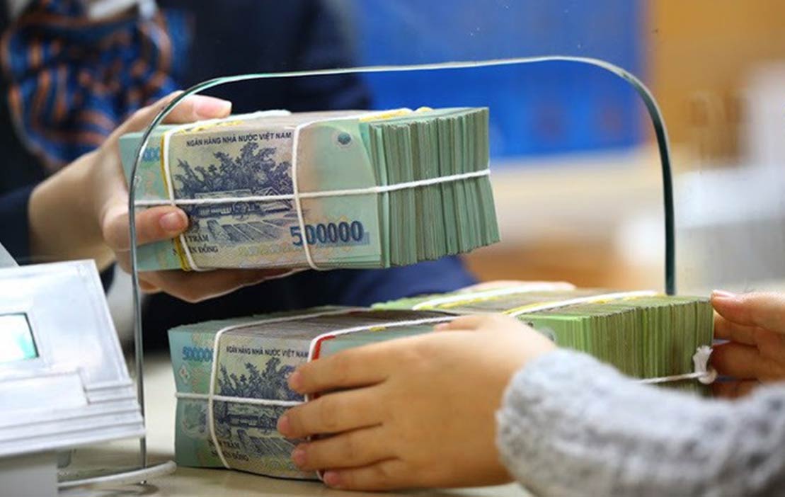 Lãi suất cho vay hạ thấp, ngân hàng kích cầu tín dụng - Ảnh 2 Lãi suất cho vay hạ thấp, ngân hàng kích cầu tín dụng - Ảnh 2