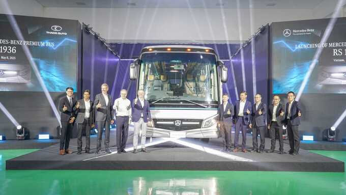 THACO AUTO phối hợp với DAIMLER BUS tổ chức chương trình giới thiệu sản phẩm xe bus cao cấp Mercedes-Benz RS 1936 xuất khẩu sang thị trường Thái Lan THACO AUTO phối hợp với DAIMLER BUS tổ chức chương trình giới thiệu sản phẩm xe bus cao cấp Mercedes-Benz RS 1936 xuất khẩu sang thị trường Thái Lan