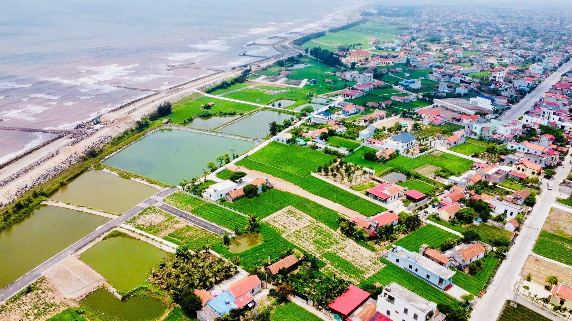 Đường lớn mở về biển Quất Lâm: Đất nền vào 'sóng', đầu cơ đẩy giá - Ảnh 2 Đường lớn mở về biển Quất Lâm: Đất nền vào 'sóng', đầu cơ đẩy giá - Ảnh 2