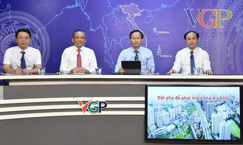 Các khách mời tham dự Tọa đàm - Ảnh: VGP/Dương Tuấn Các khách mời tham dự Tọa đàm - Ảnh: VGP/Dương Tuấn