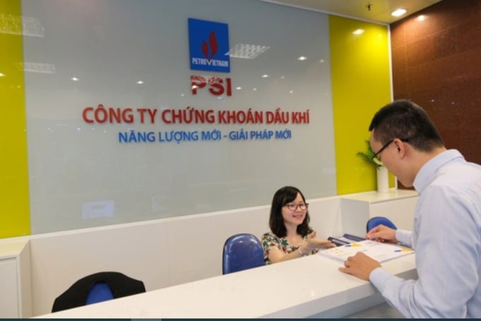 Công ty chứng khoán Dầu Khí bị xử phạt gần 900 triệu đồng. Công ty chứng khoán Dầu Khí bị xử phạt gần 900 triệu đồng.