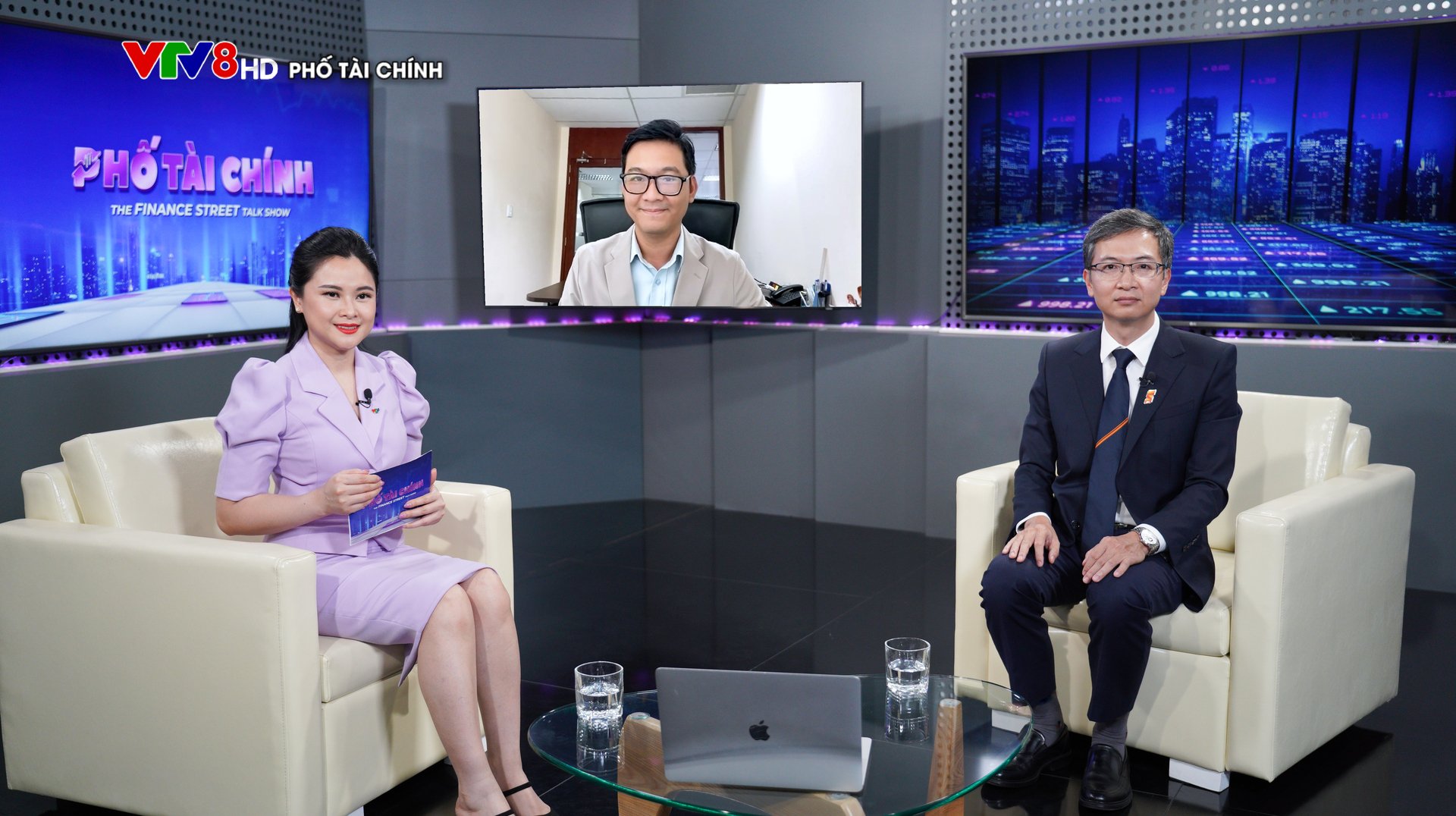 Ông Phạm Lê Duy Nhân và ông Ngô Thế Hiển tại Talkshow Phố Tài chính Ông Phạm Lê Duy Nhân và ông Ngô Thế Hiển tại Talkshow Phố Tài chính