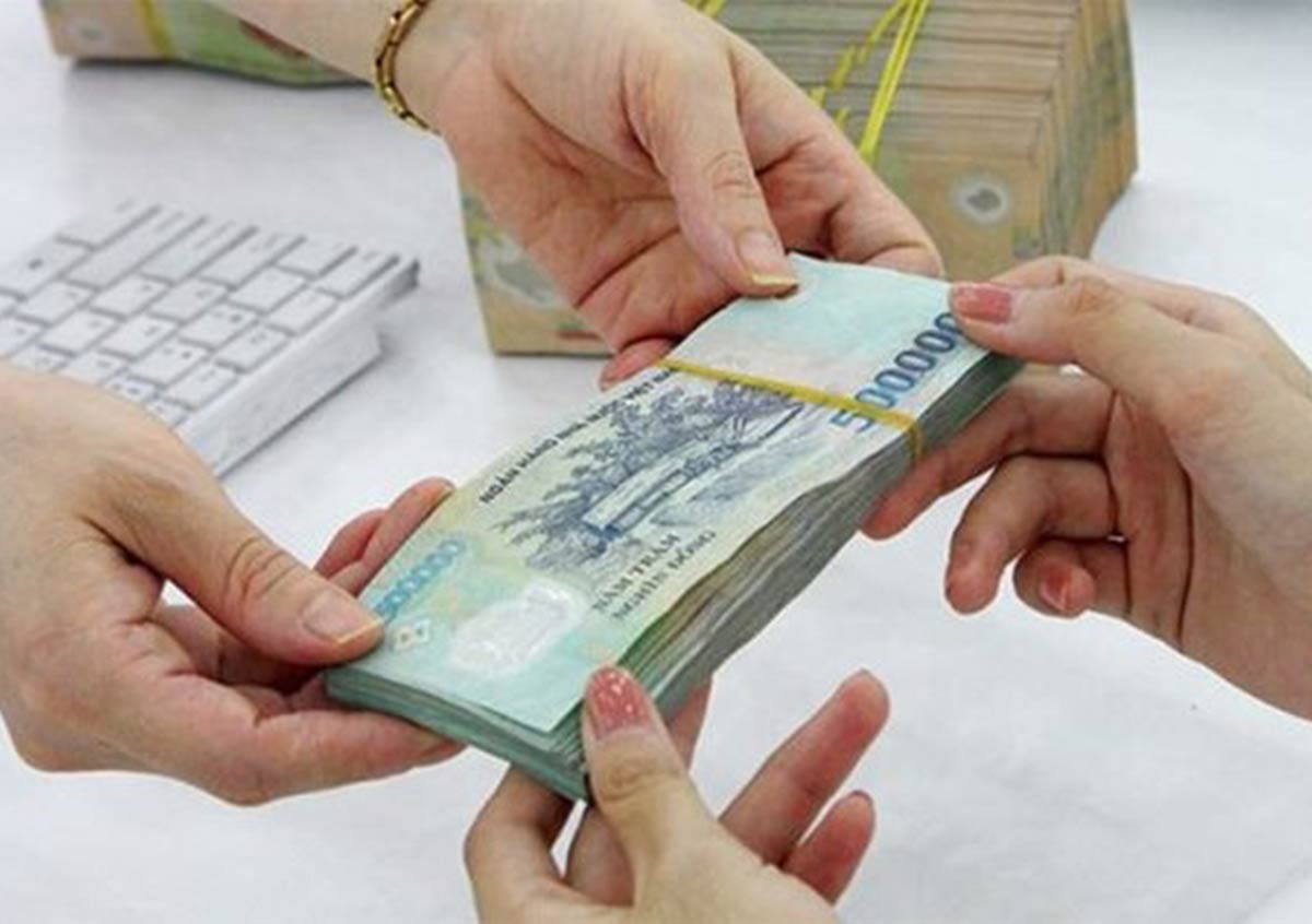 Ngân hàng tung loạt gói vay ưu đãi, lãi suất thấp nhất chỉ 2,75% - Ảnh 1 Ngân hàng tung loạt gói vay ưu đãi, lãi suất thấp nhất chỉ 2,75% - Ảnh 1