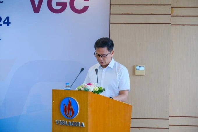 Ông Trần Mạnh Hữu được bổ nhiệm làm Chủ tịch HĐQT Viglacera giai đoạn 2024-2029. Ảnh: VGC Ông Trần Mạnh Hữu được bổ nhiệm làm Chủ tịch HĐQT Viglacera giai đoạn 2024-2029. Ảnh: VGC